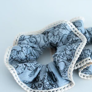 Chouchou à frange bleu